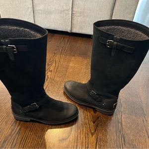 Ugg boots- Thompson black size 8.5.